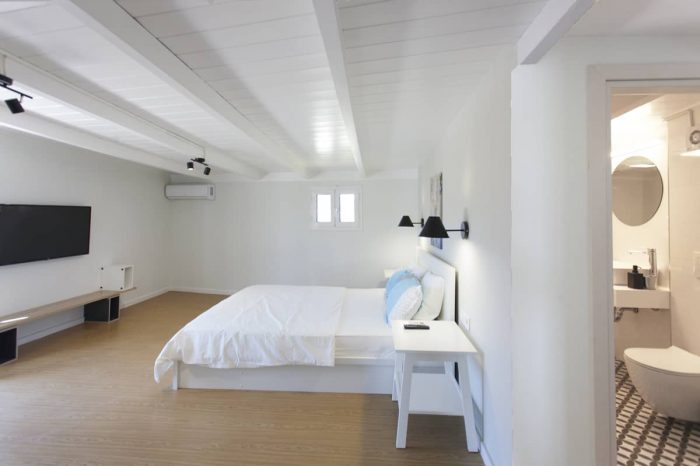 luxury-apartments-ligiabay-resort-ligia-lefkada-greece-spacious-bedroom